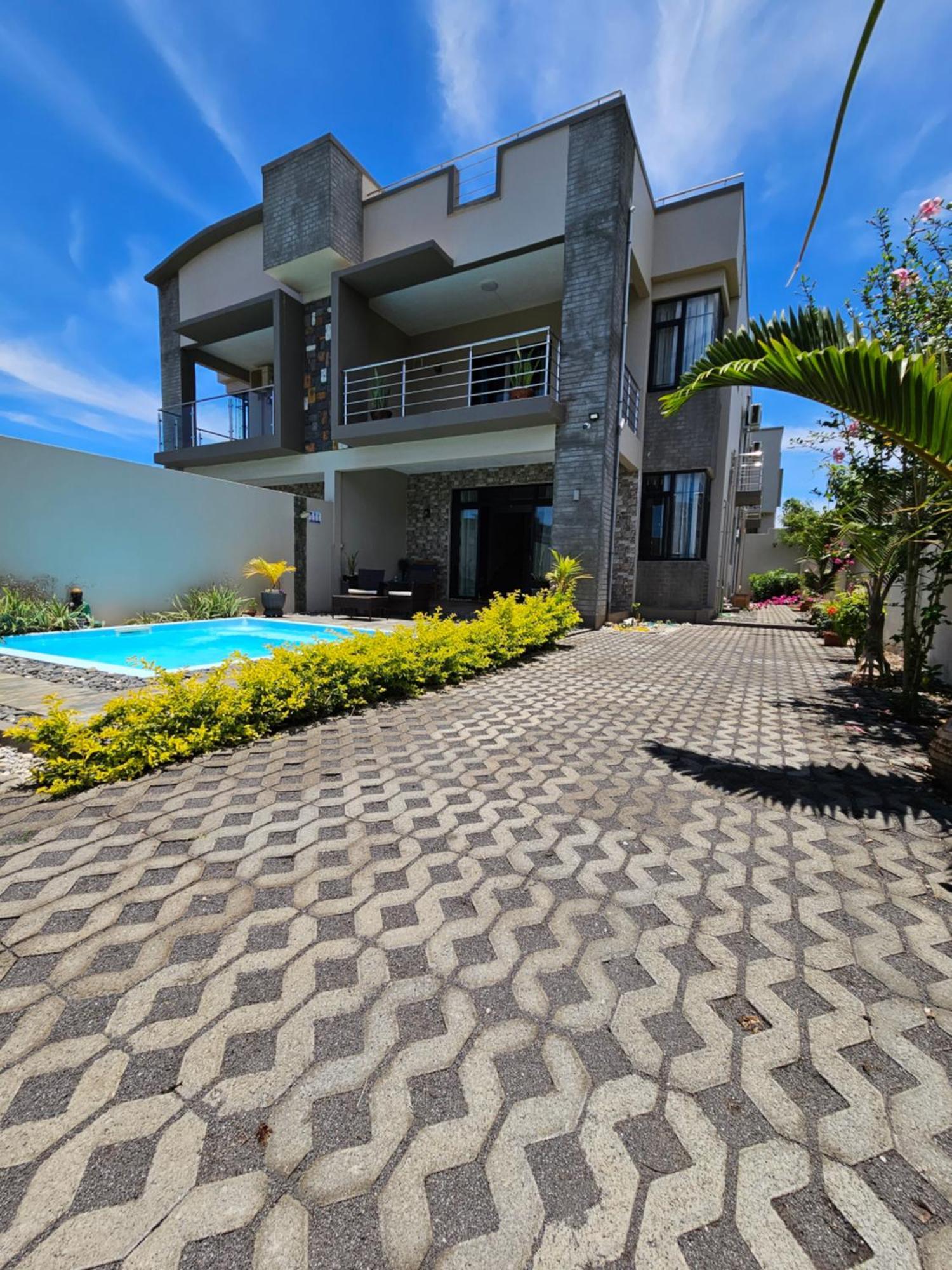 Villa Aahana - Flic En Flac Екстер'єр фото