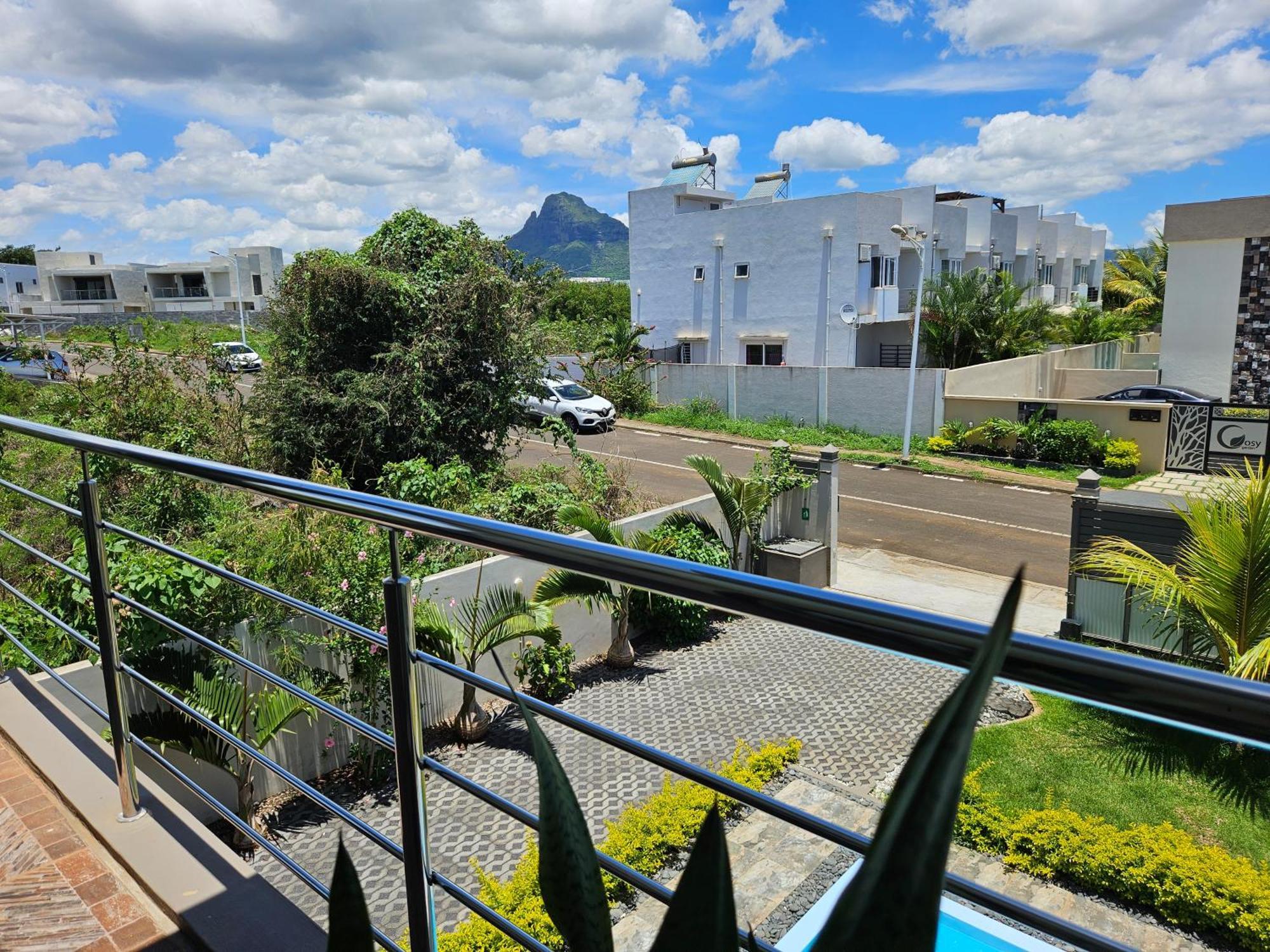 Villa Aahana - Flic En Flac Екстер'єр фото