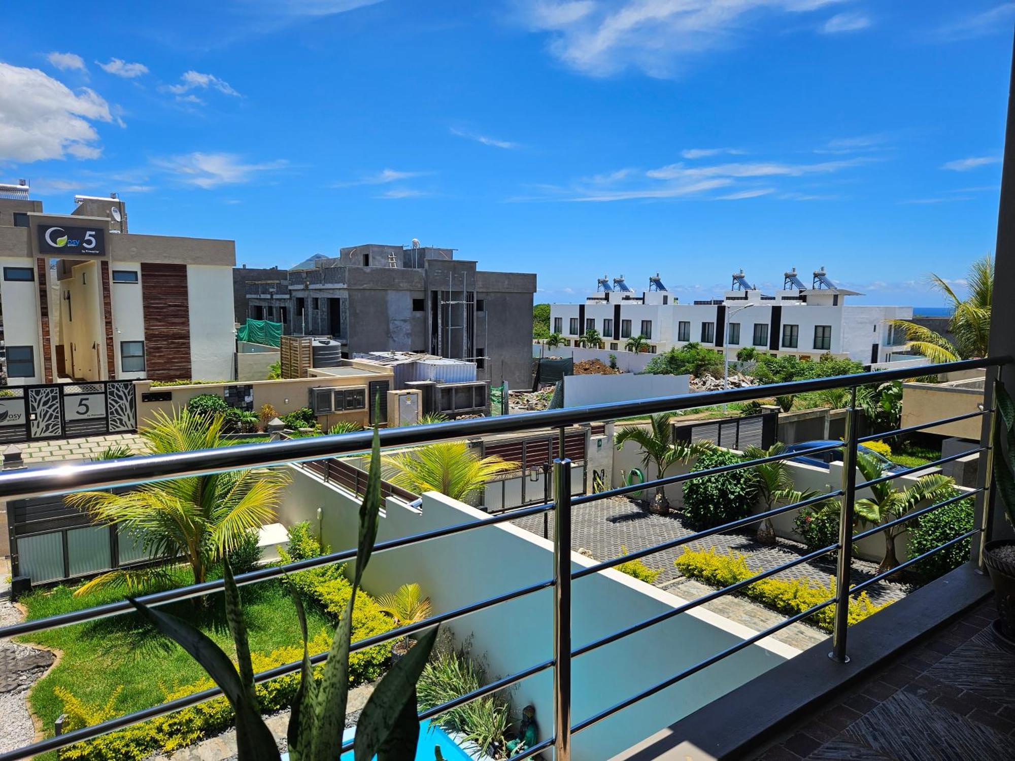 Villa Aahana - Flic En Flac Екстер'єр фото