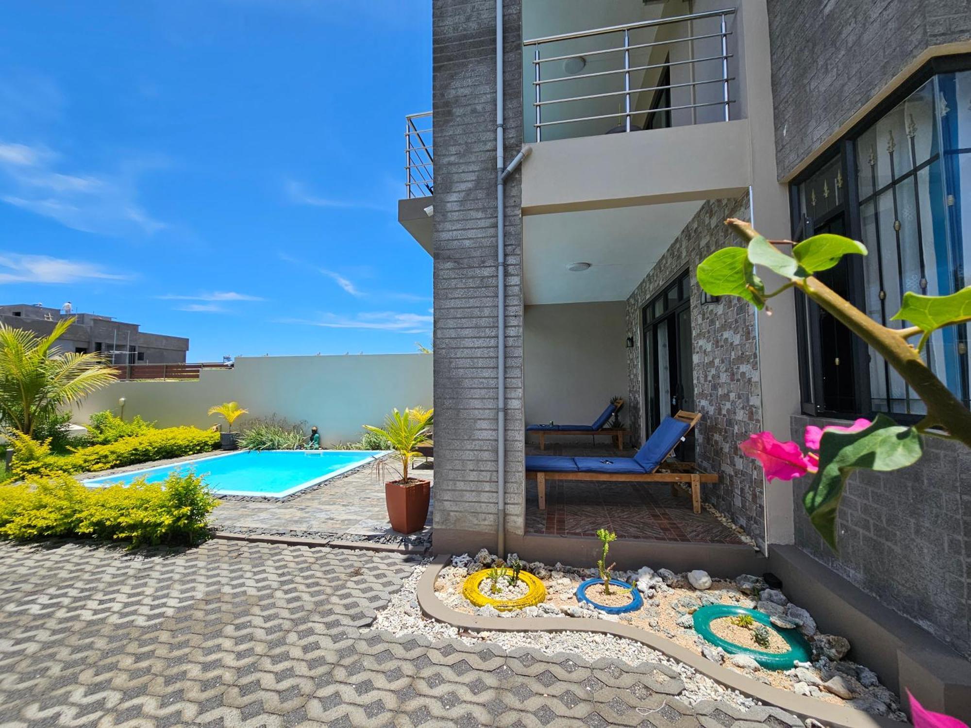 Villa Aahana - Flic En Flac Екстер'єр фото